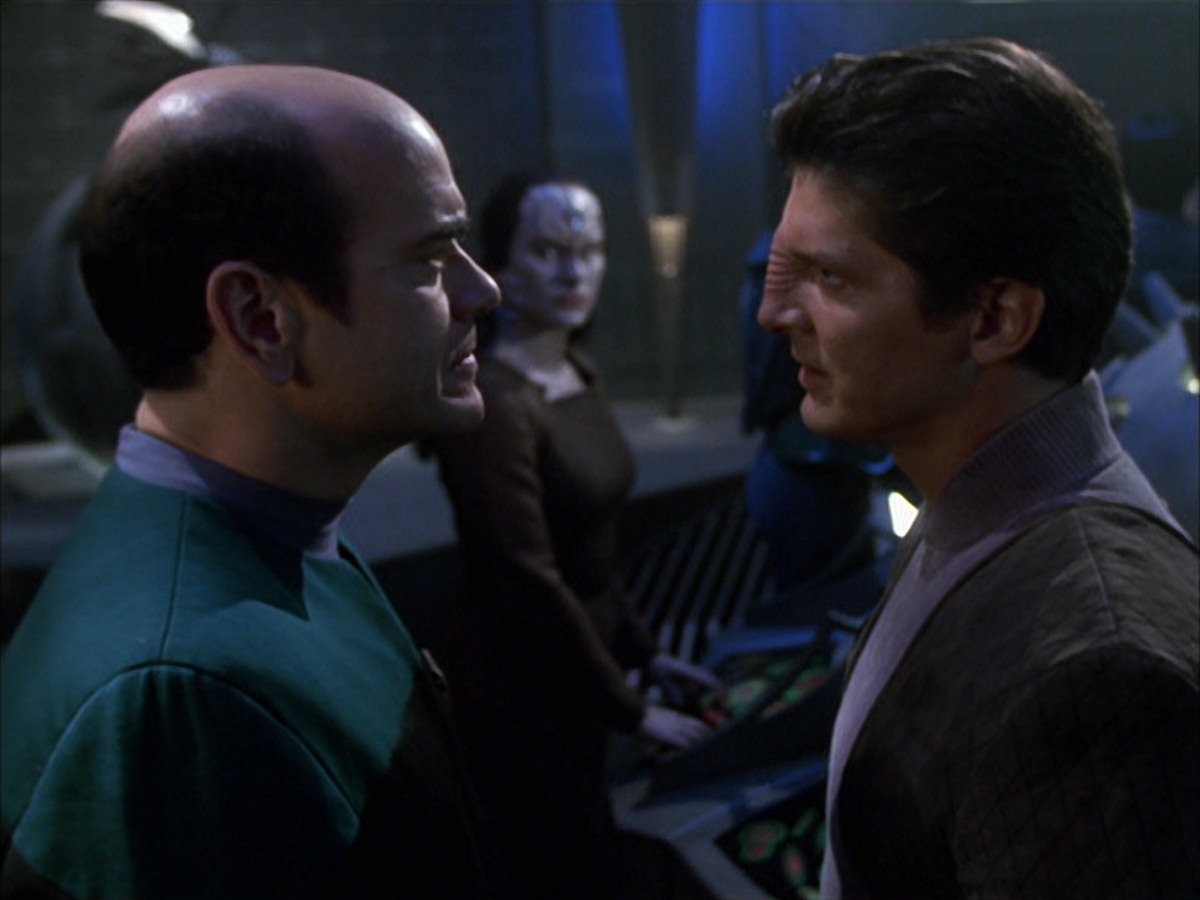 extant_StarTrek_VOY_7x09_7x10-FleshAndBlood_5812.jpg