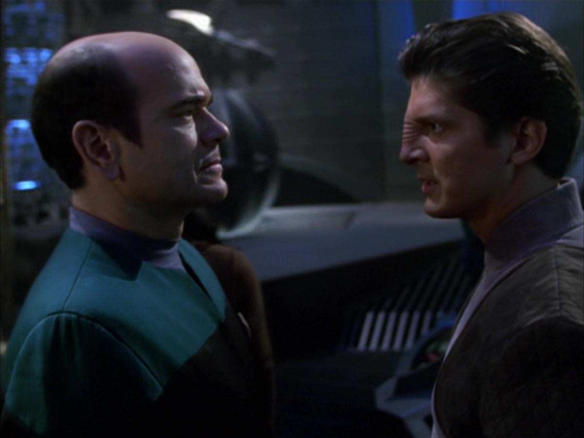 extant_StarTrek_VOY_7x09_7x10-FleshAndBlood_5823.jpg