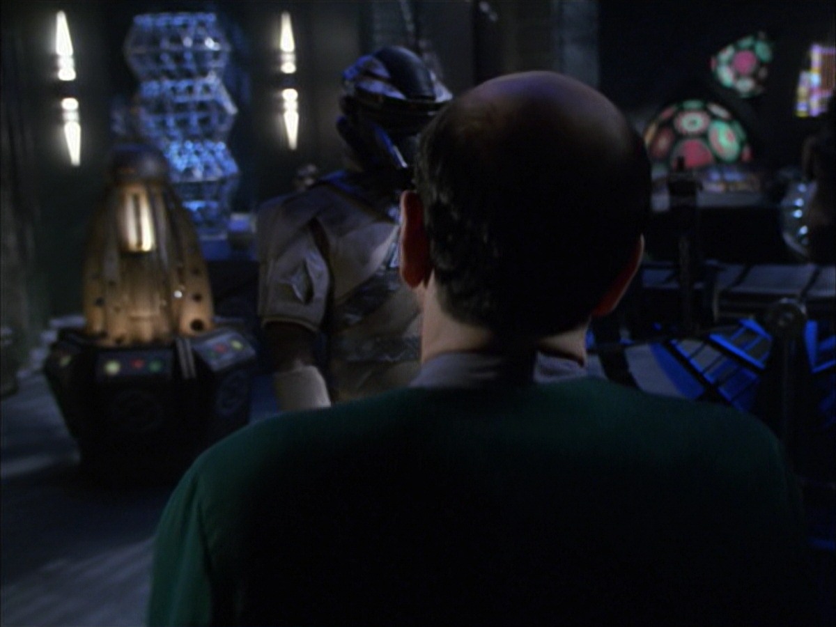 extant_StarTrek_VOY_7x09_7x10-FleshAndBlood_5838.jpg