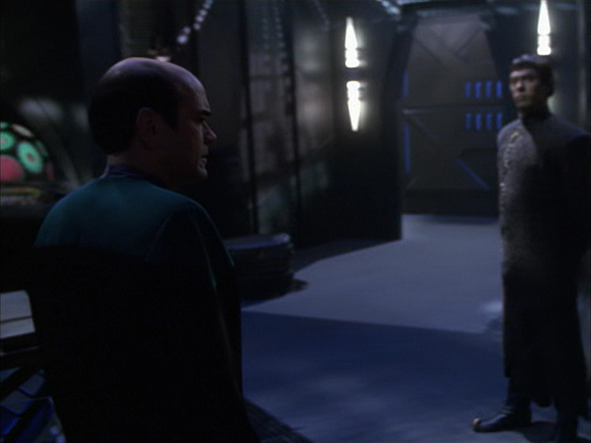 extant_StarTrek_VOY_7x09_7x10-FleshAndBlood_5846.jpg