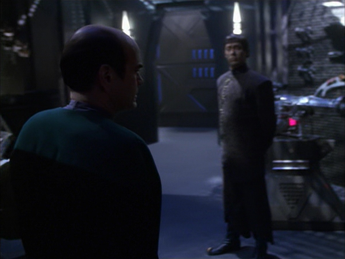 extant_StarTrek_VOY_7x09_7x10-FleshAndBlood_5847.jpg
