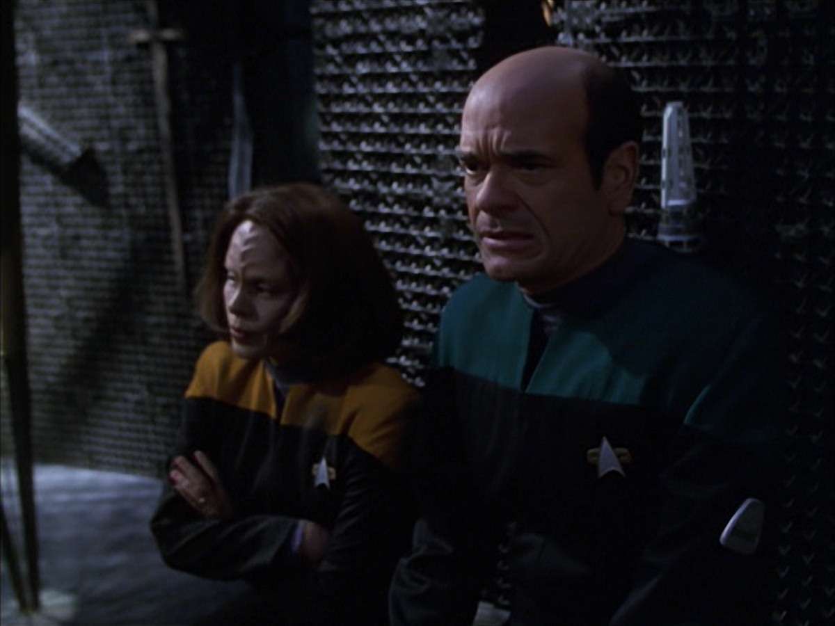 extant_StarTrek_VOY_7x09_7x10-FleshAndBlood_5855.jpg
