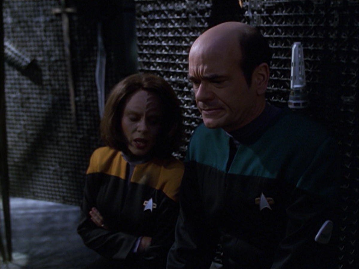 extant_StarTrek_VOY_7x09_7x10-FleshAndBlood_5867.jpg