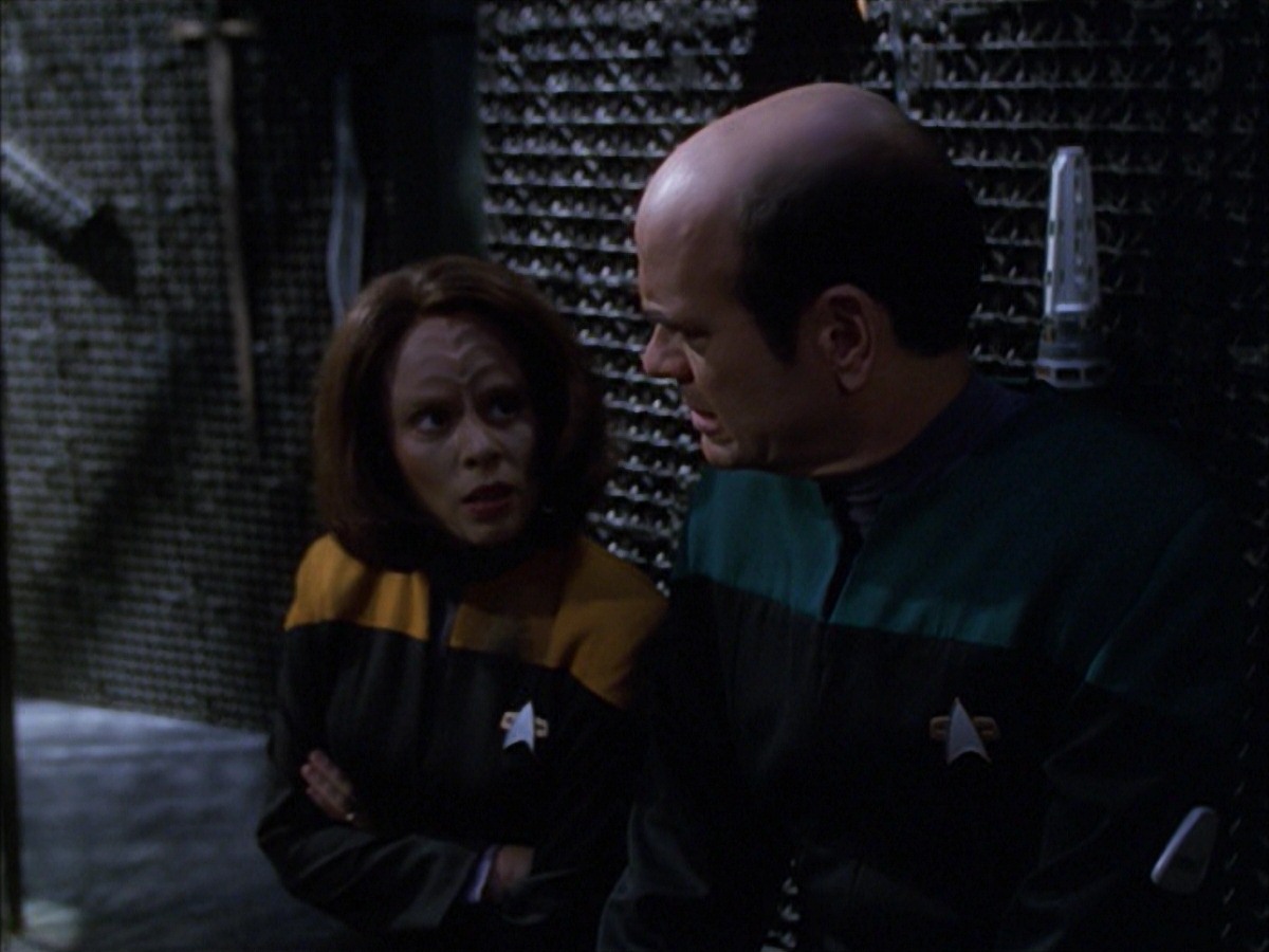 extant_StarTrek_VOY_7x09_7x10-FleshAndBlood_5873.jpg