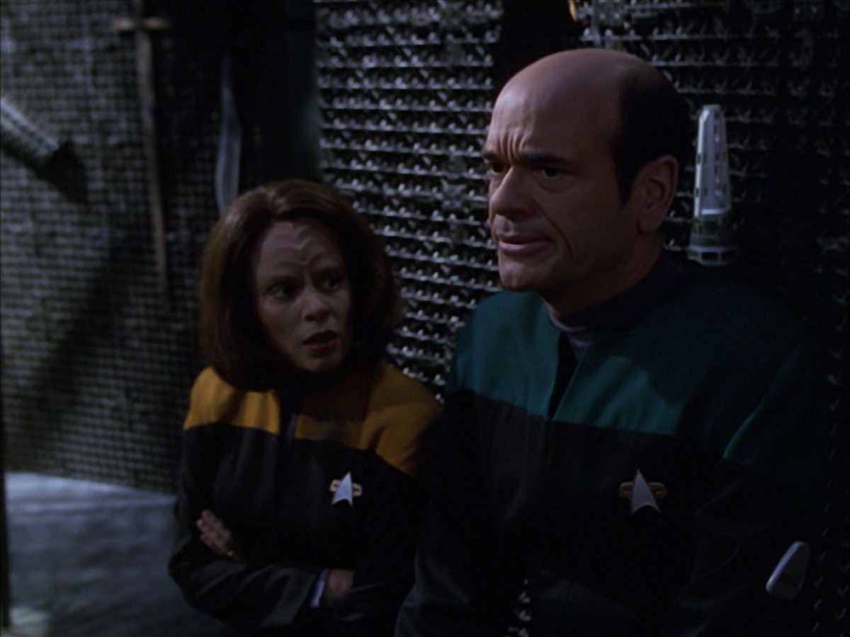extant_StarTrek_VOY_7x09_7x10-FleshAndBlood_5875.jpg