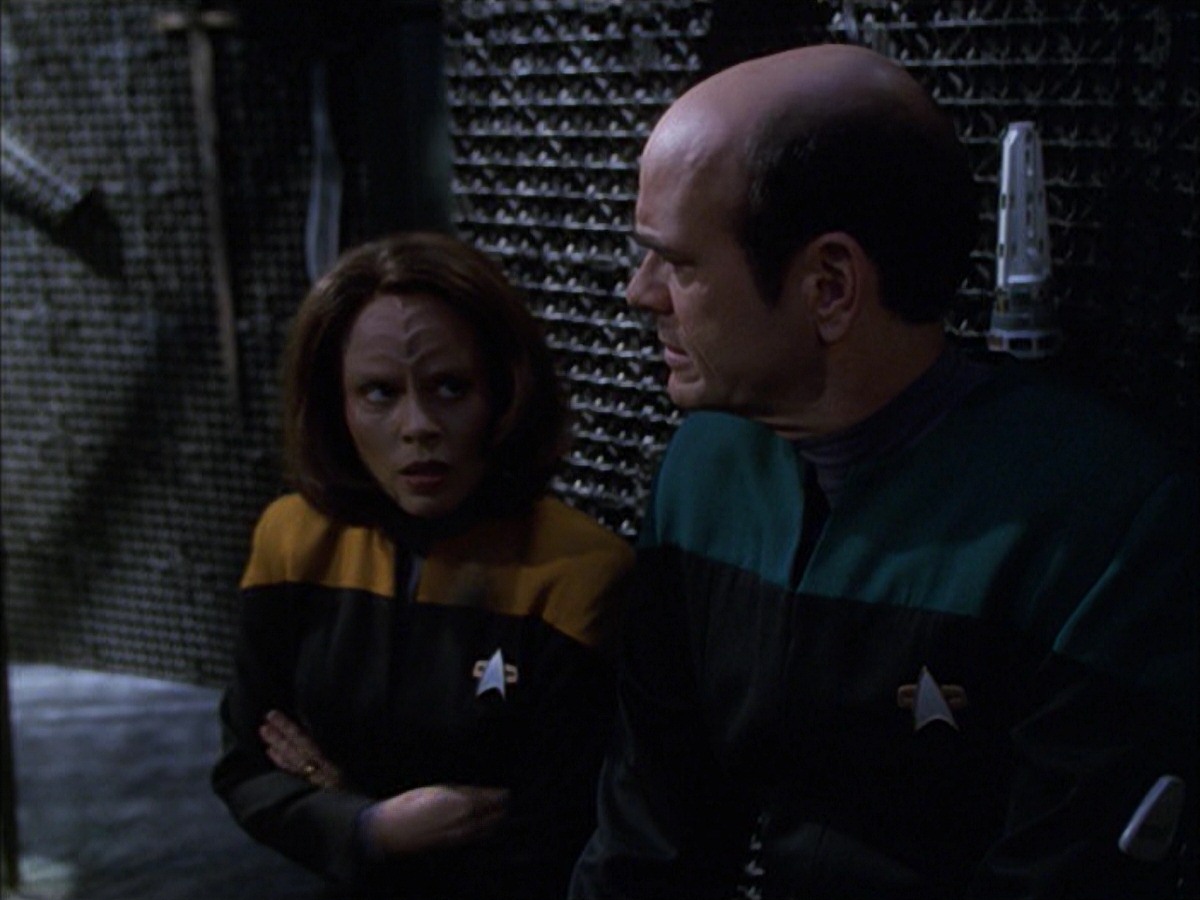 extant_StarTrek_VOY_7x09_7x10-FleshAndBlood_5882.jpg