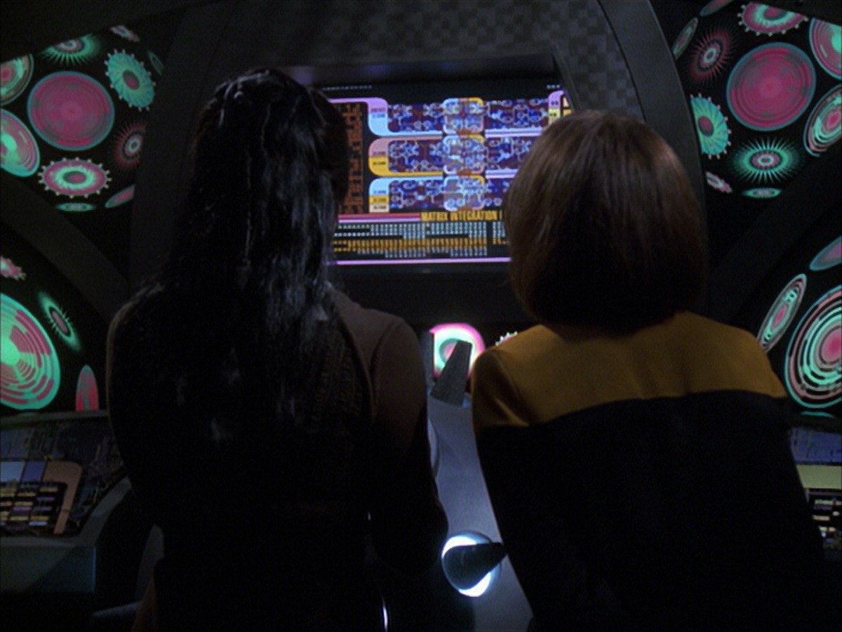 extant_StarTrek_VOY_7x09_7x10-FleshAndBlood_5899.jpg