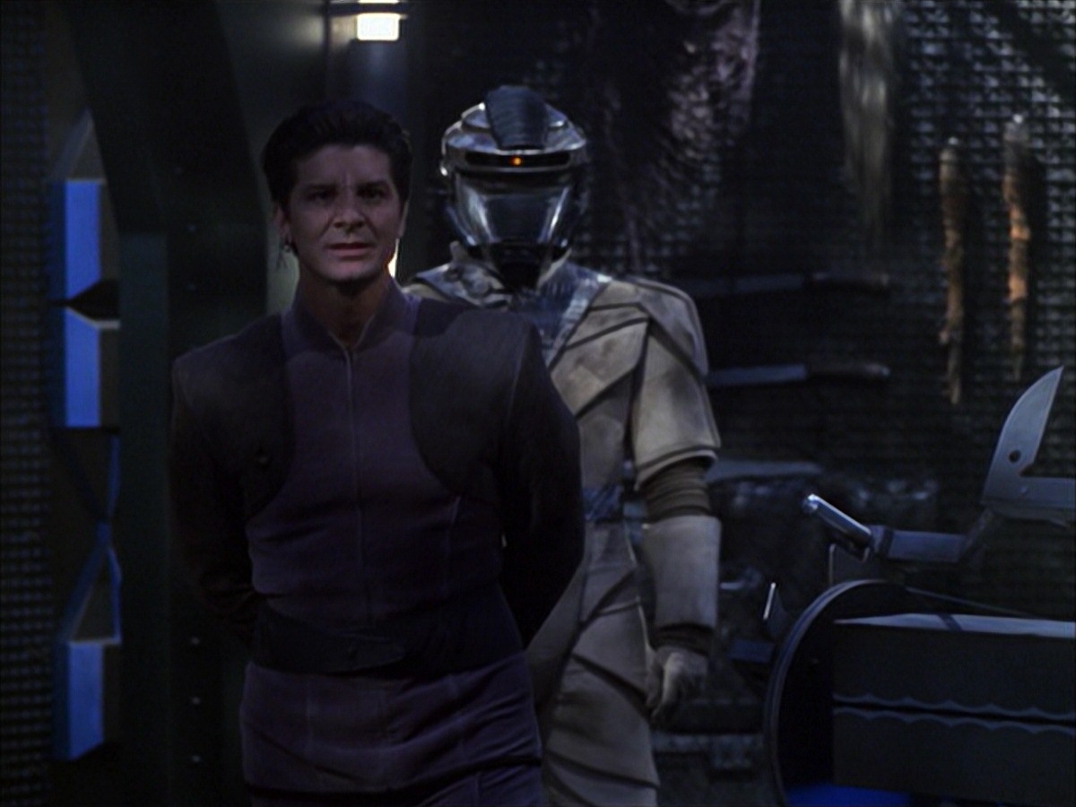 extant_StarTrek_VOY_7x09_7x10-FleshAndBlood_5962.jpg