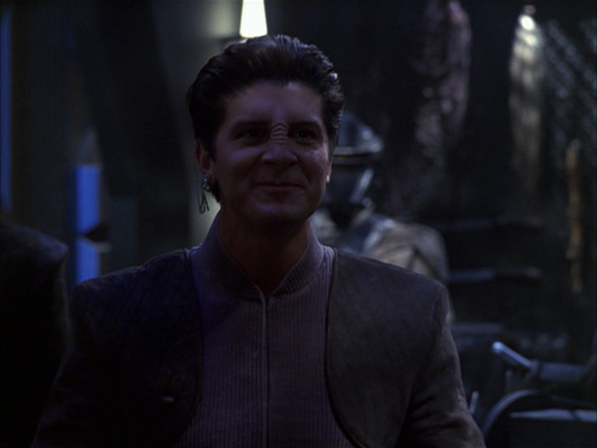 extant_StarTrek_VOY_7x09_7x10-FleshAndBlood_5970.jpg