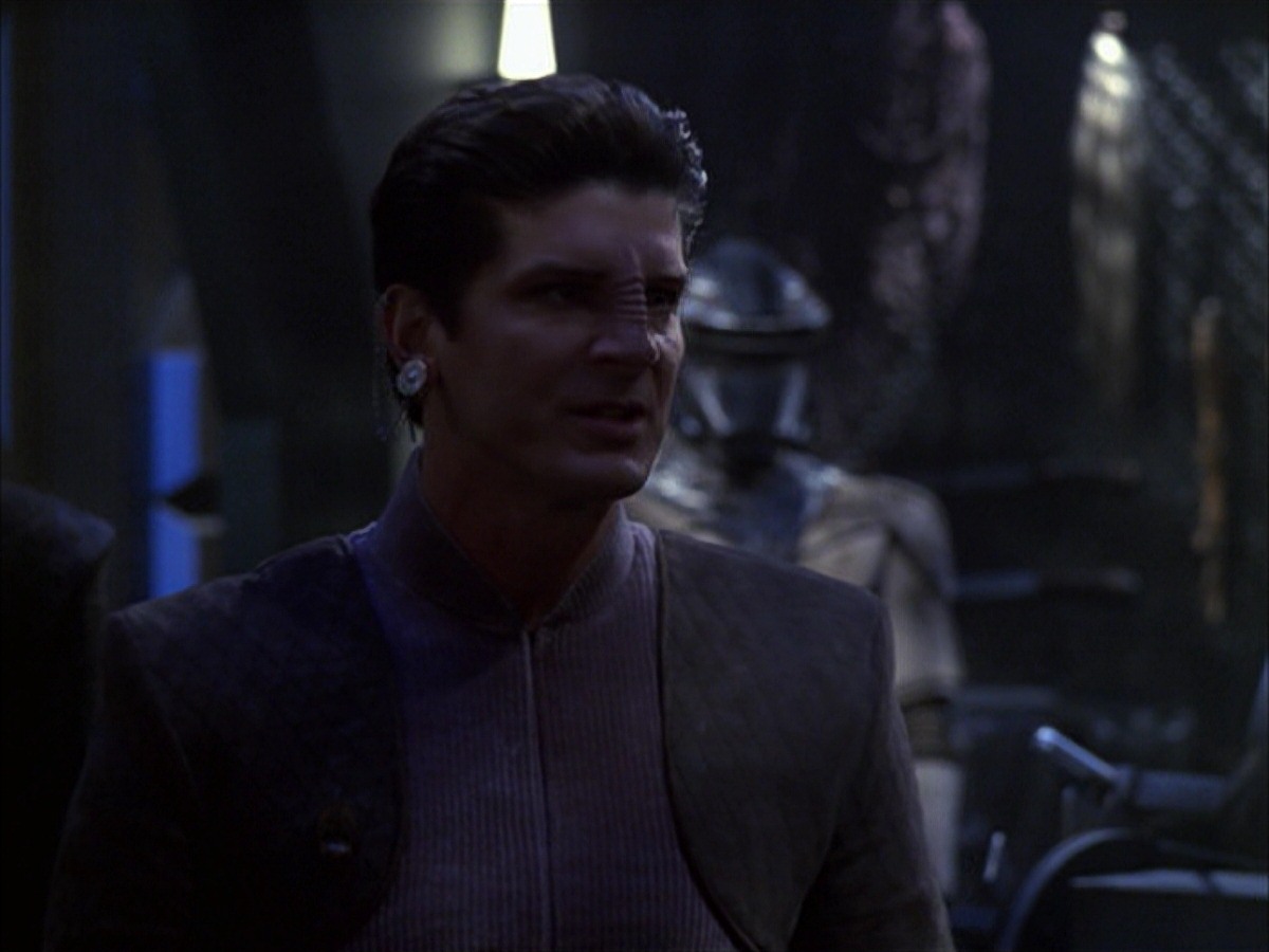 extant_StarTrek_VOY_7x09_7x10-FleshAndBlood_5977.jpg