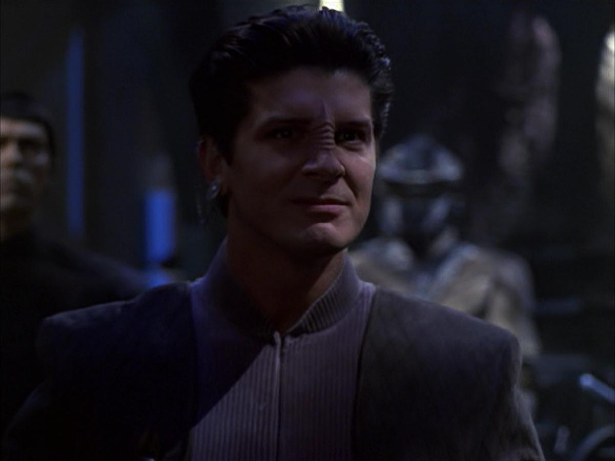 extant_StarTrek_VOY_7x09_7x10-FleshAndBlood_5983.jpg