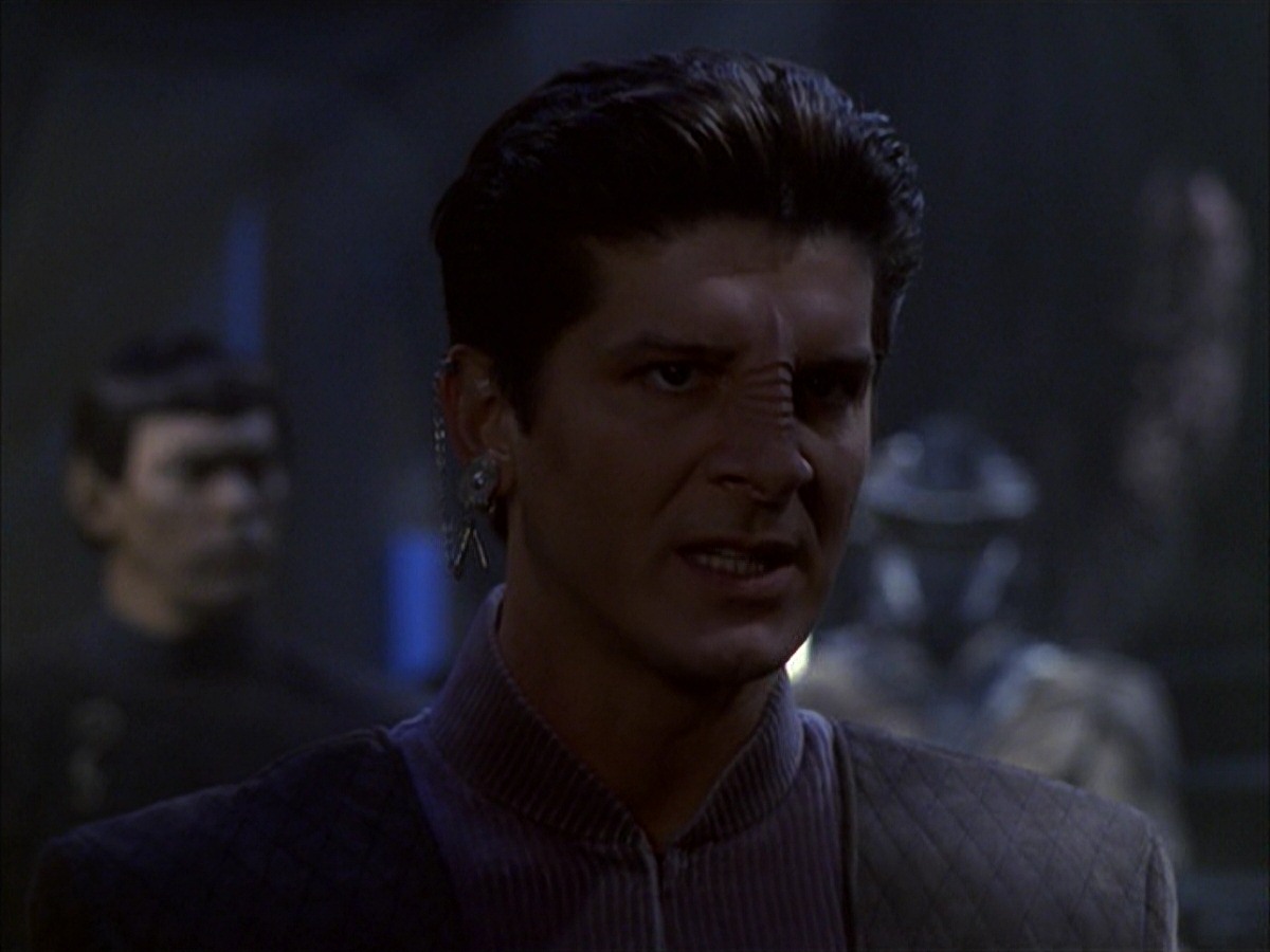 extant_StarTrek_VOY_7x09_7x10-FleshAndBlood_6015.jpg