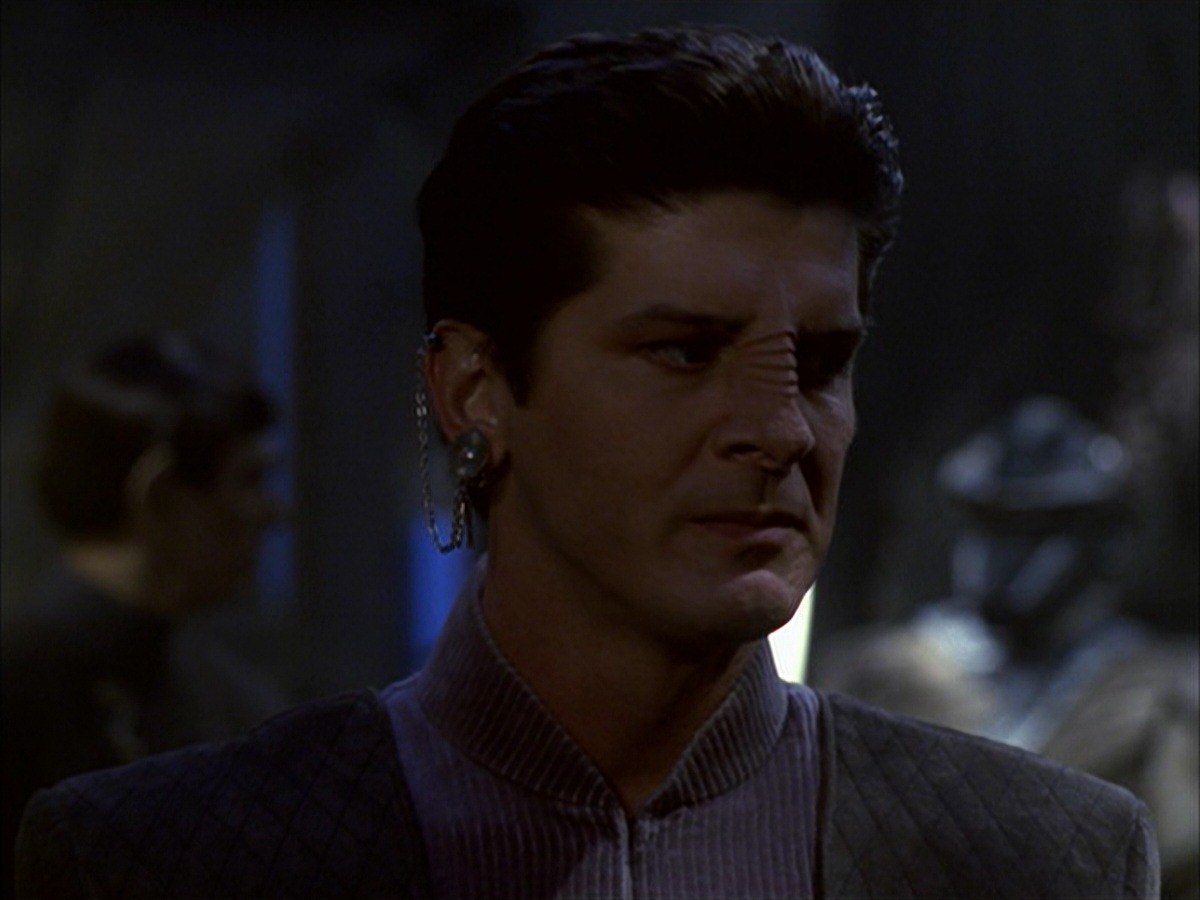 extant_StarTrek_VOY_7x09_7x10-FleshAndBlood_6033.jpg