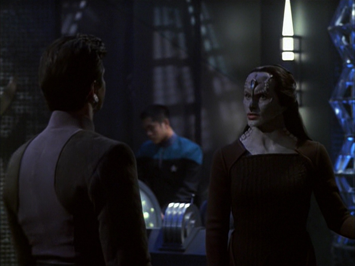 extant_StarTrek_VOY_7x09_7x10-FleshAndBlood_6046.jpg