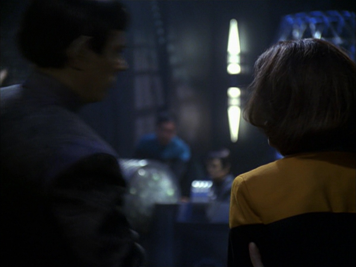 extant_StarTrek_VOY_7x09_7x10-FleshAndBlood_6059.jpg