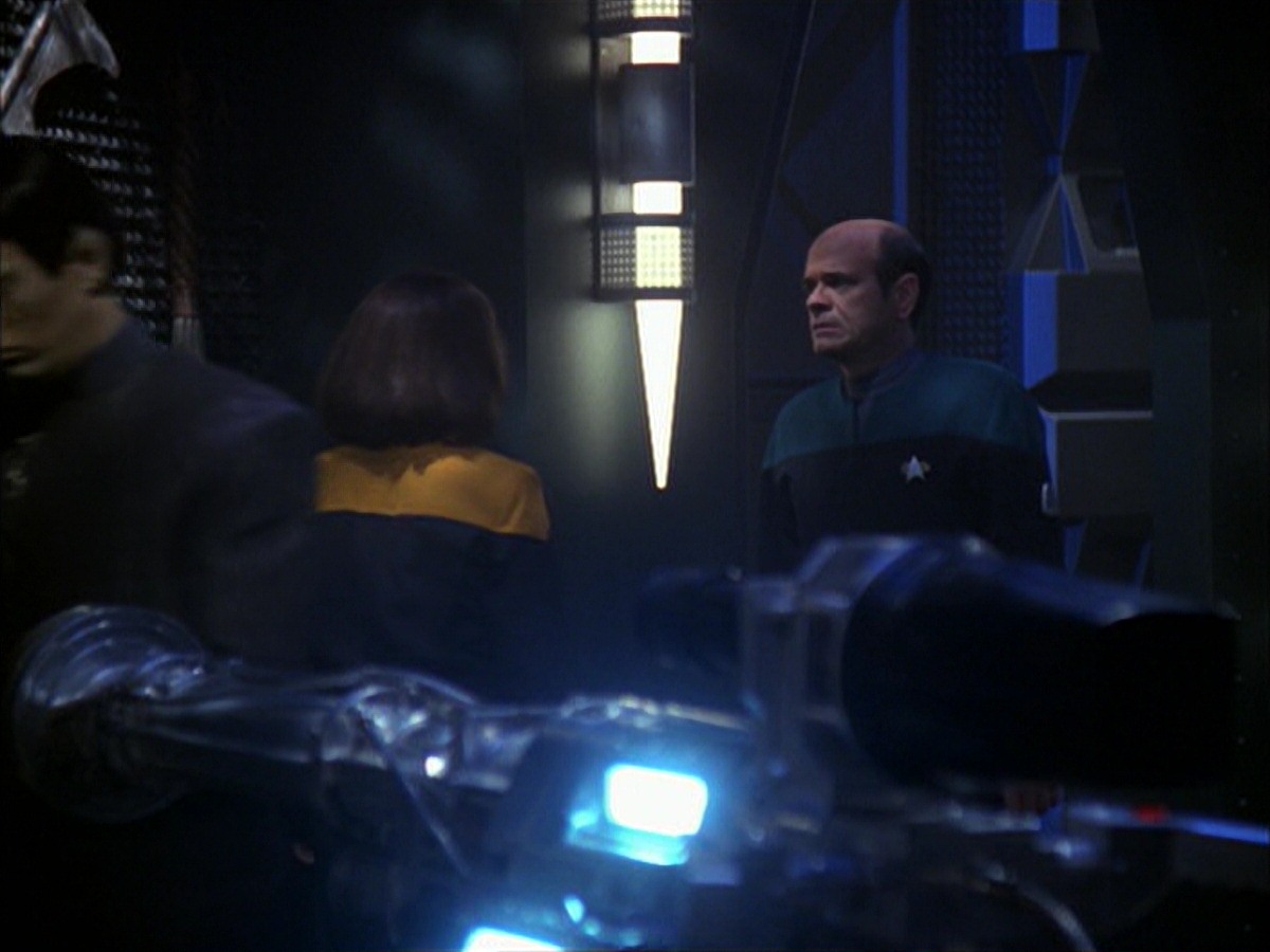 extant_StarTrek_VOY_7x09_7x10-FleshAndBlood_6067.jpg