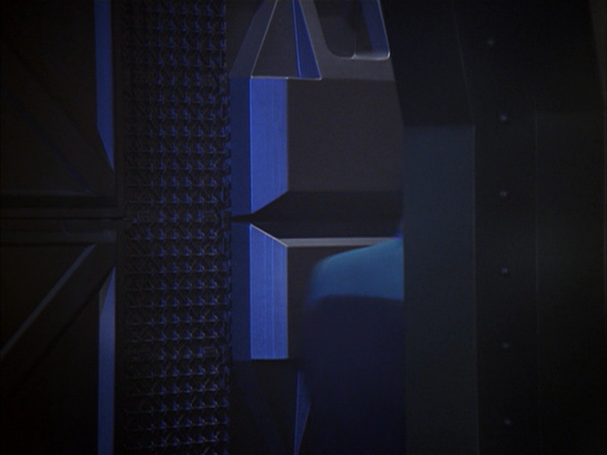 extant_StarTrek_VOY_7x09_7x10-FleshAndBlood_6075.jpg