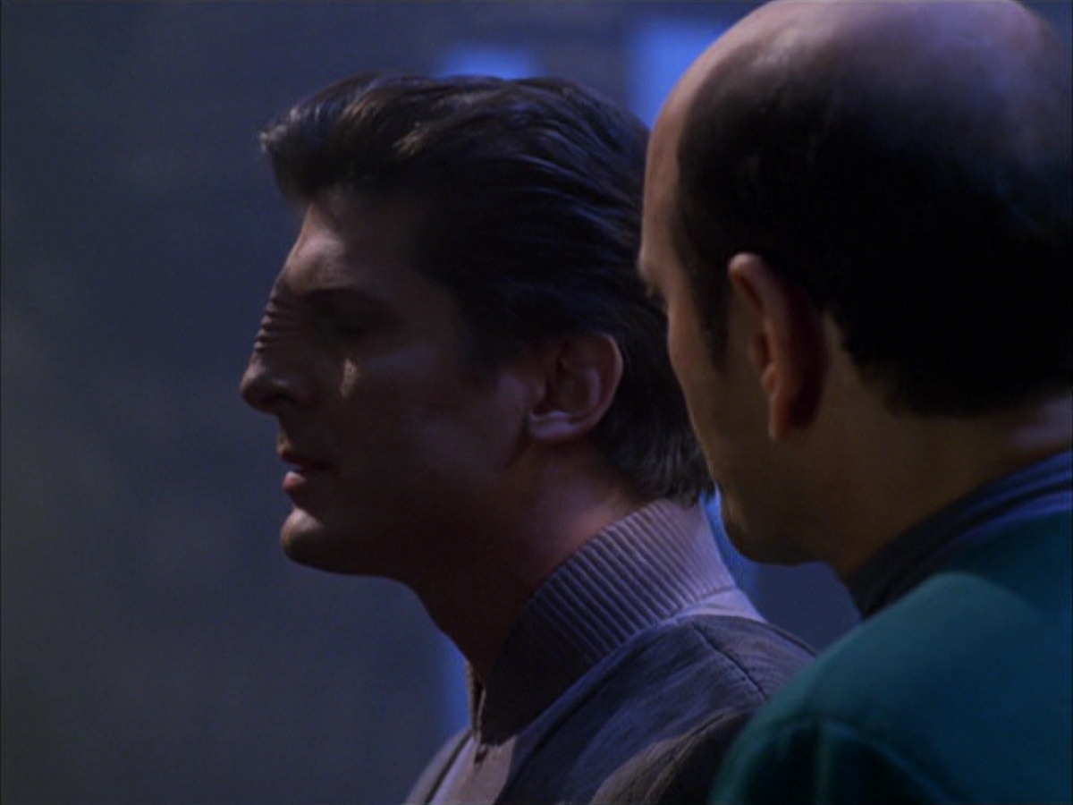 extant_StarTrek_VOY_7x09_7x10-FleshAndBlood_6088.jpg