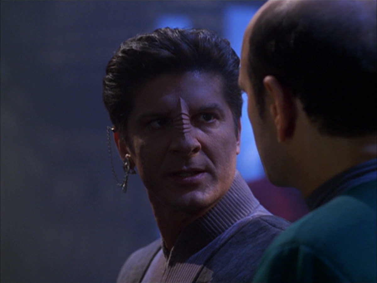 extant_StarTrek_VOY_7x09_7x10-FleshAndBlood_6090.jpg