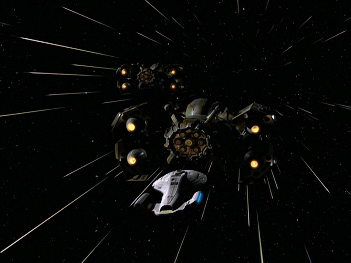 extant_StarTrek_VOY_7x09_7x10-FleshAndBlood_6107.jpg