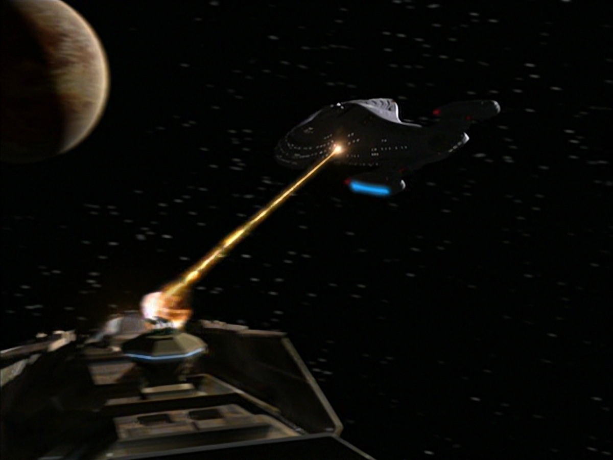 extant_StarTrek_VOY_7x09_7x10-FleshAndBlood_6126.jpg