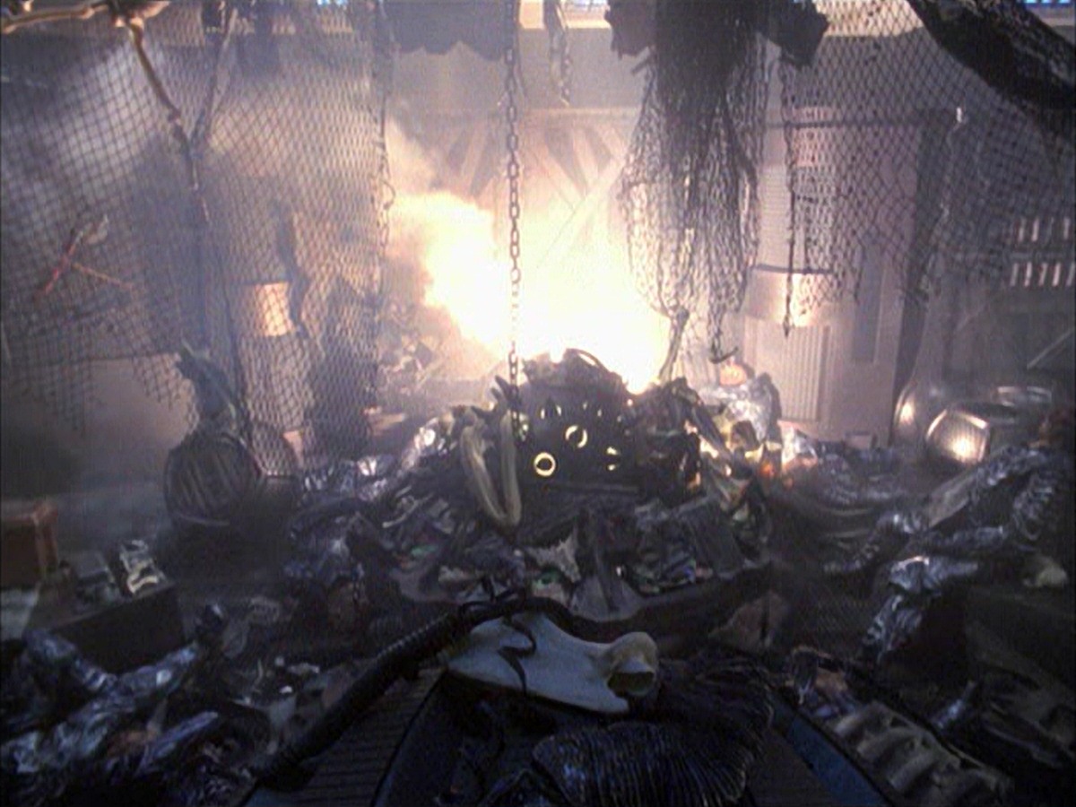 extant_StarTrek_VOY_7x09_7x10-FleshAndBlood_6127.jpg