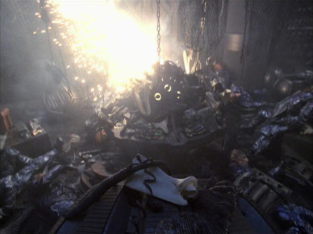 extant_StarTrek_VOY_7x09_7x10-FleshAndBlood_6128.jpg