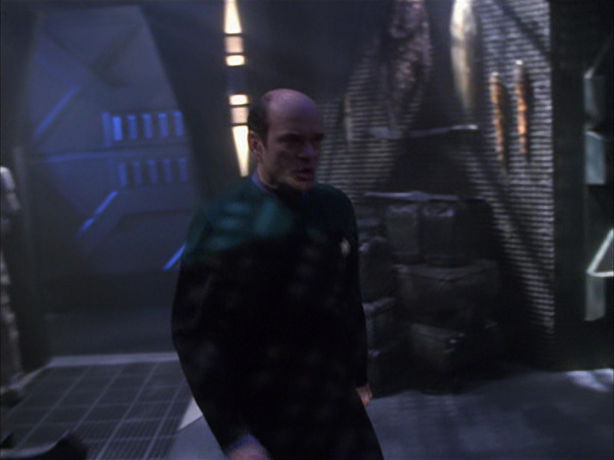 extant_StarTrek_VOY_7x09_7x10-FleshAndBlood_6280.jpg