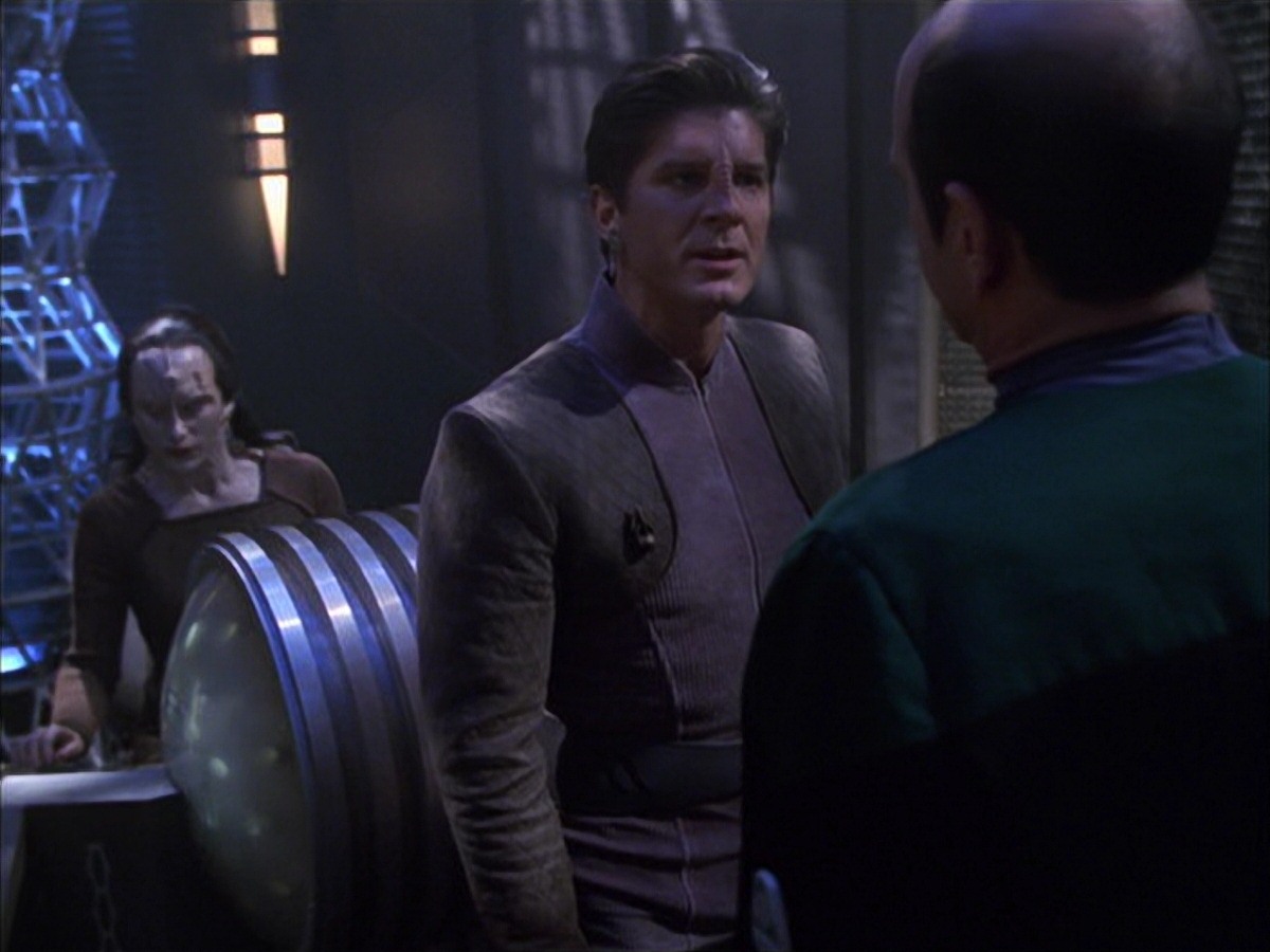extant_StarTrek_VOY_7x09_7x10-FleshAndBlood_6285.jpg
