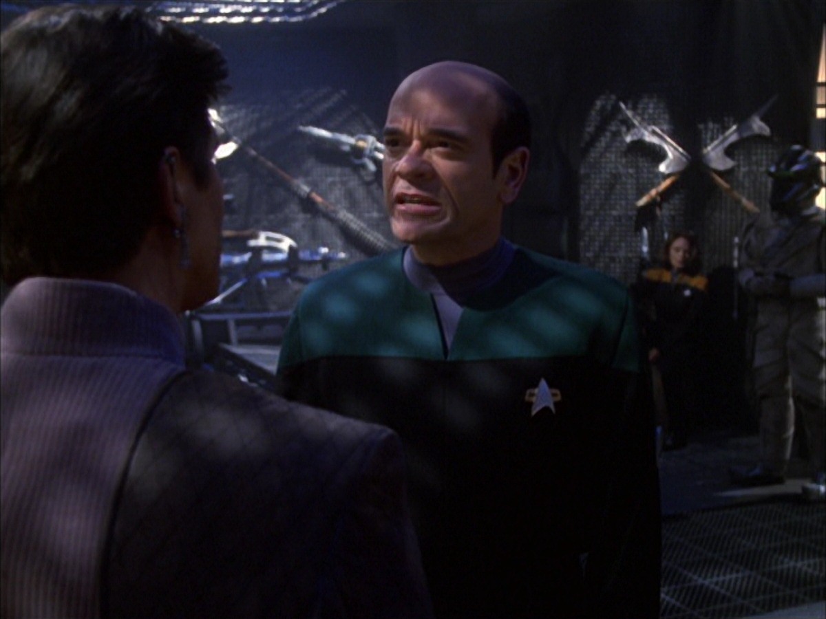 extant_StarTrek_VOY_7x09_7x10-FleshAndBlood_6288.jpg
