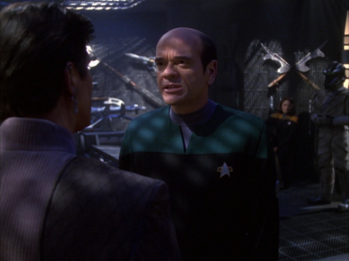 extant_StarTrek_VOY_7x09_7x10-FleshAndBlood_6289.jpg