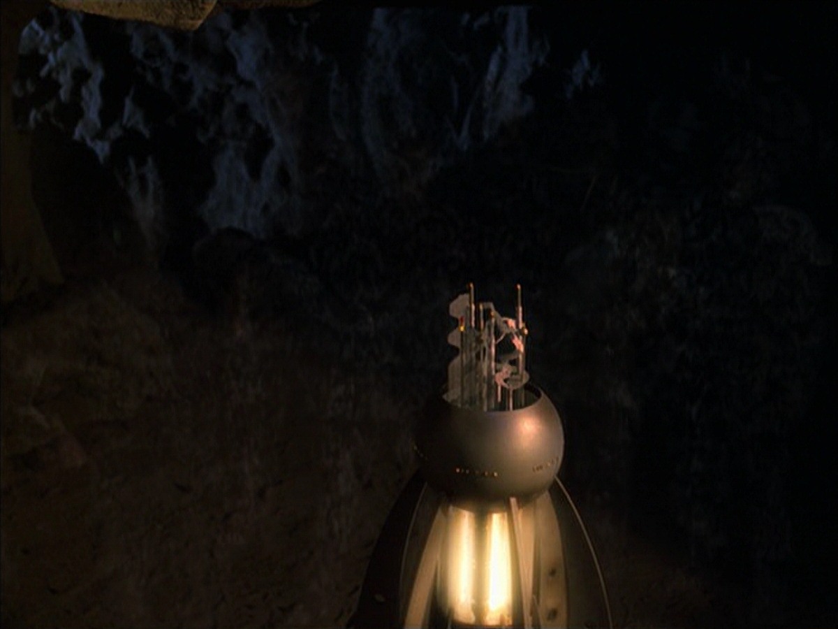 extant_StarTrek_VOY_7x09_7x10-FleshAndBlood_6345.jpg