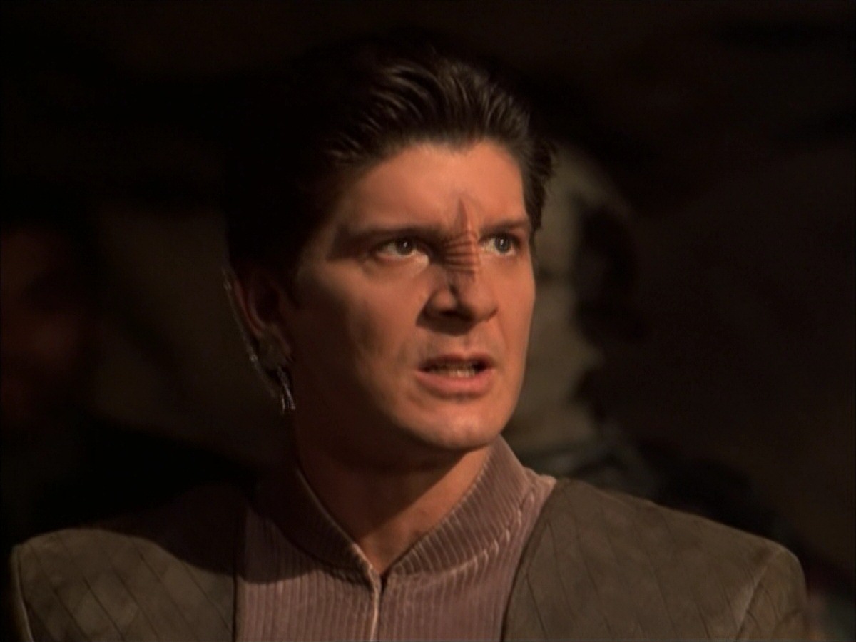extant_StarTrek_VOY_7x09_7x10-FleshAndBlood_6354.jpg