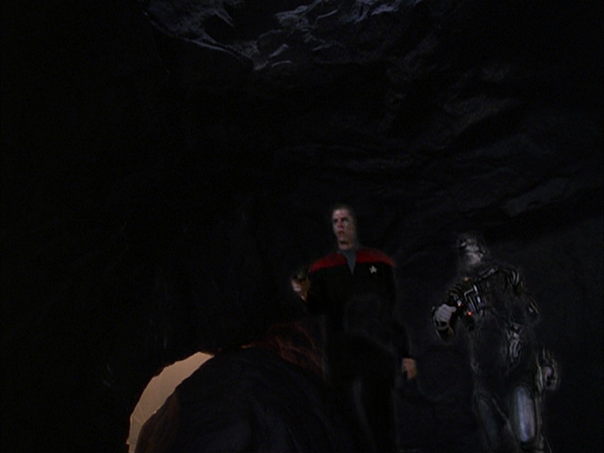 extant_StarTrek_VOY_7x09_7x10-FleshAndBlood_6375.jpg