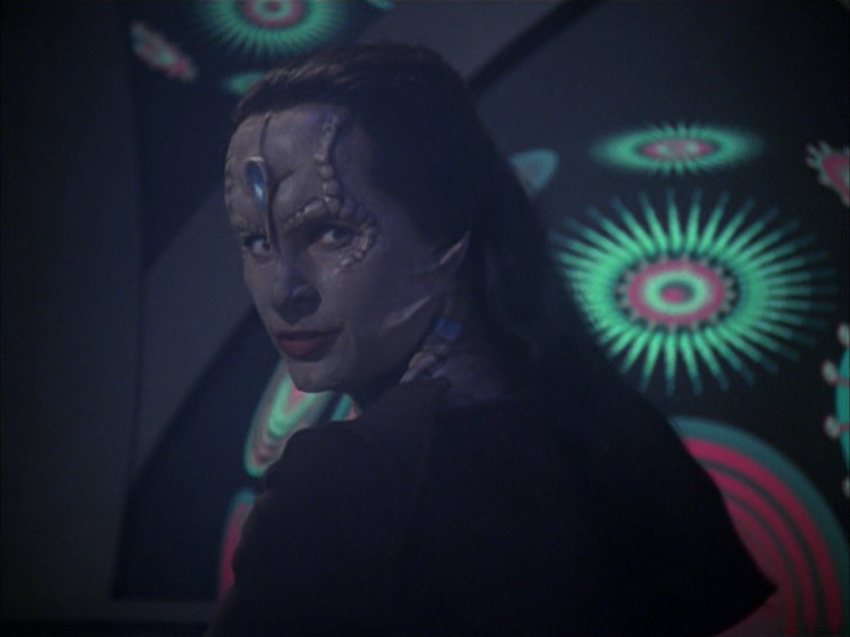 extant_StarTrek_VOY_7x09_7x10-FleshAndBlood_6399.jpg