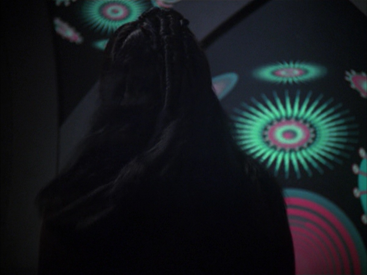 extant_StarTrek_VOY_7x09_7x10-FleshAndBlood_6404.jpg