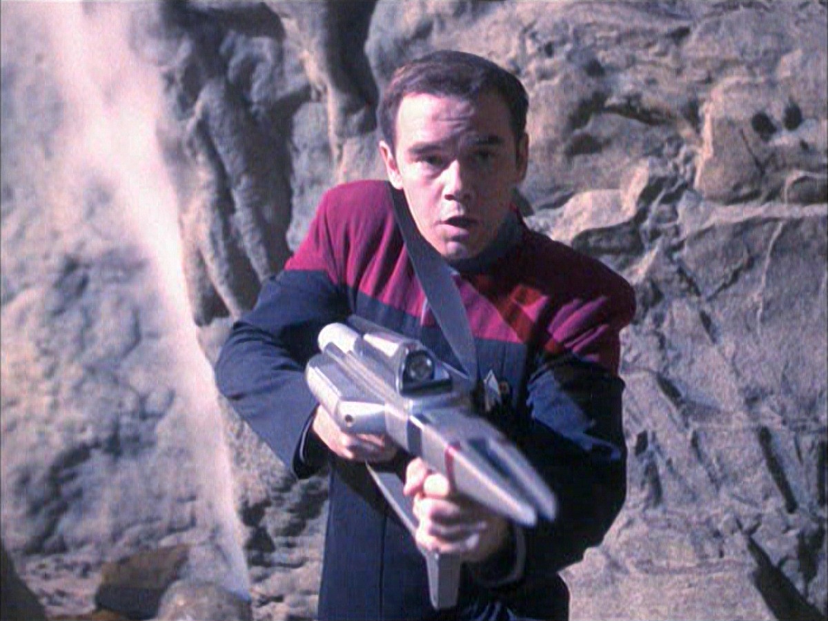 extant_StarTrek_VOY_7x09_7x10-FleshAndBlood_6434.jpg