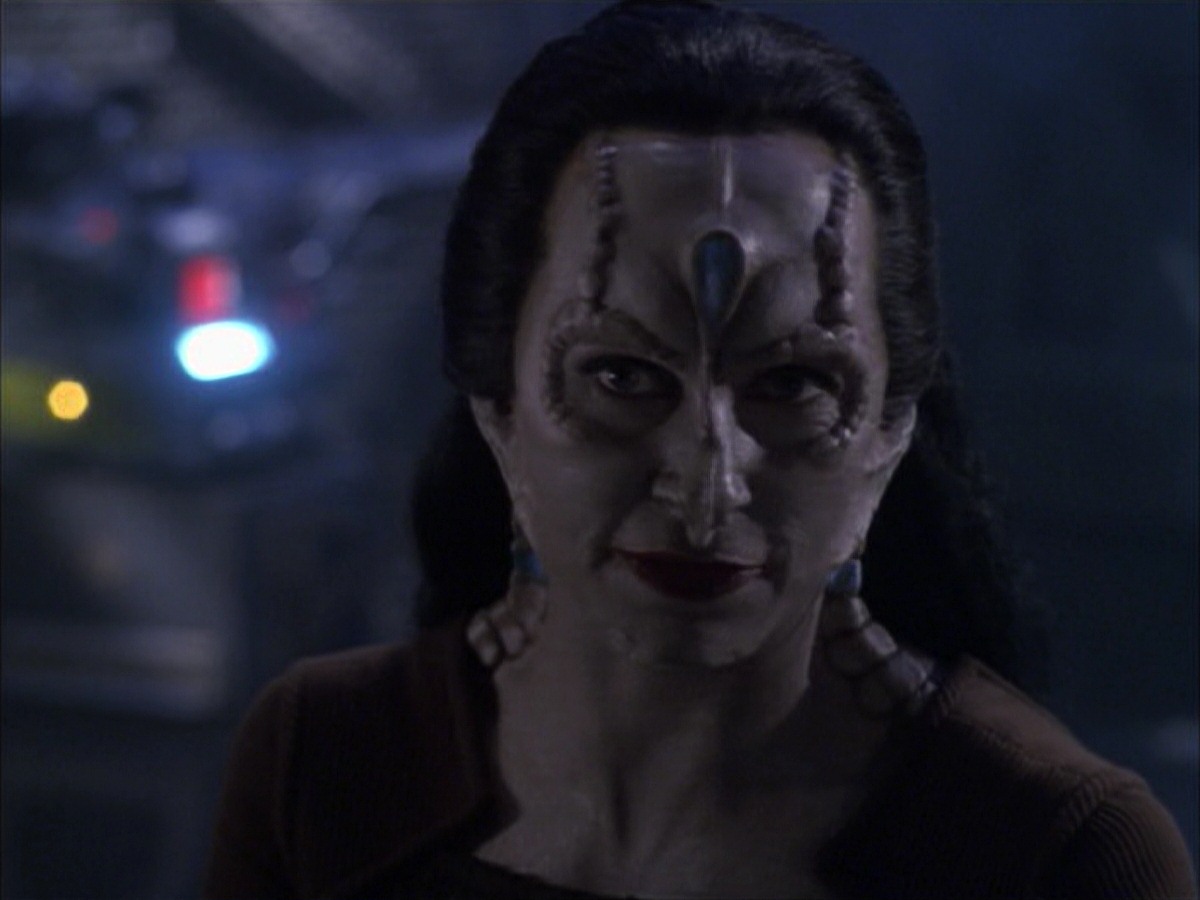 extant_StarTrek_VOY_7x09_7x10-FleshAndBlood_6467.jpg