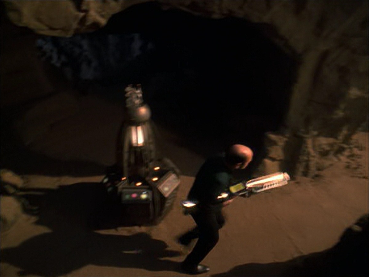 extant_StarTrek_VOY_7x09_7x10-FleshAndBlood_6479.jpg