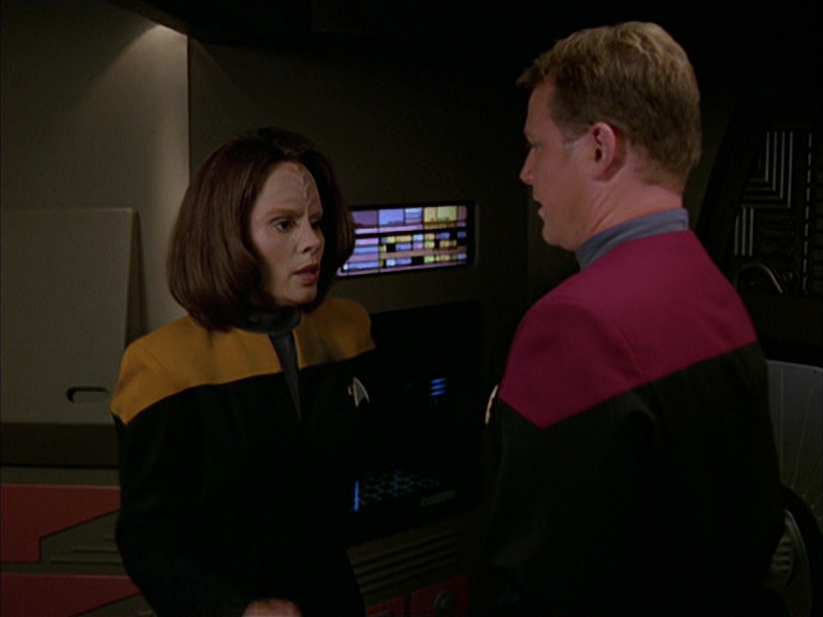extant_StarTrek_VOY_7x09_7x10-FleshAndBlood_6501.jpg