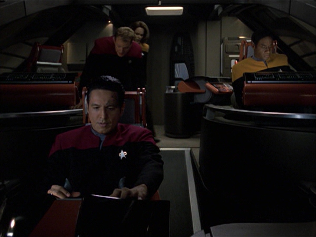 extant_StarTrek_VOY_7x09_7x10-FleshAndBlood_6508.jpg