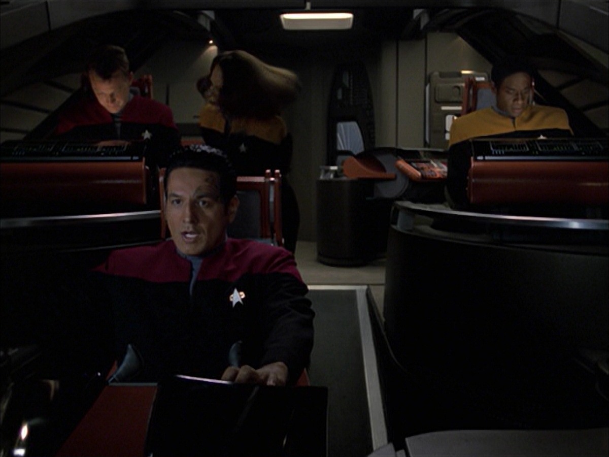 extant_StarTrek_VOY_7x09_7x10-FleshAndBlood_6512.jpg