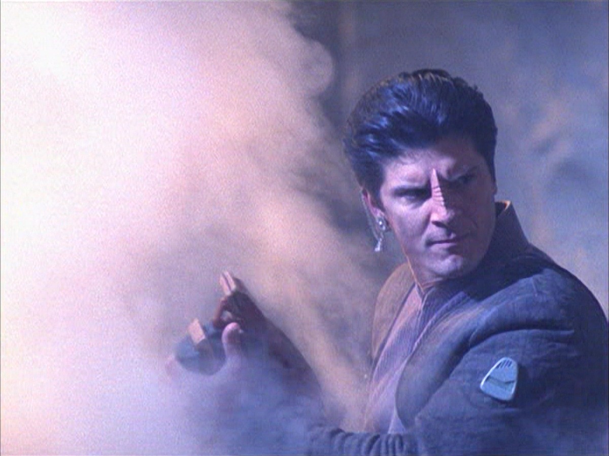 extant_StarTrek_VOY_7x09_7x10-FleshAndBlood_6523.jpg