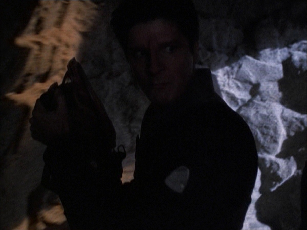 extant_StarTrek_VOY_7x09_7x10-FleshAndBlood_6533.jpg