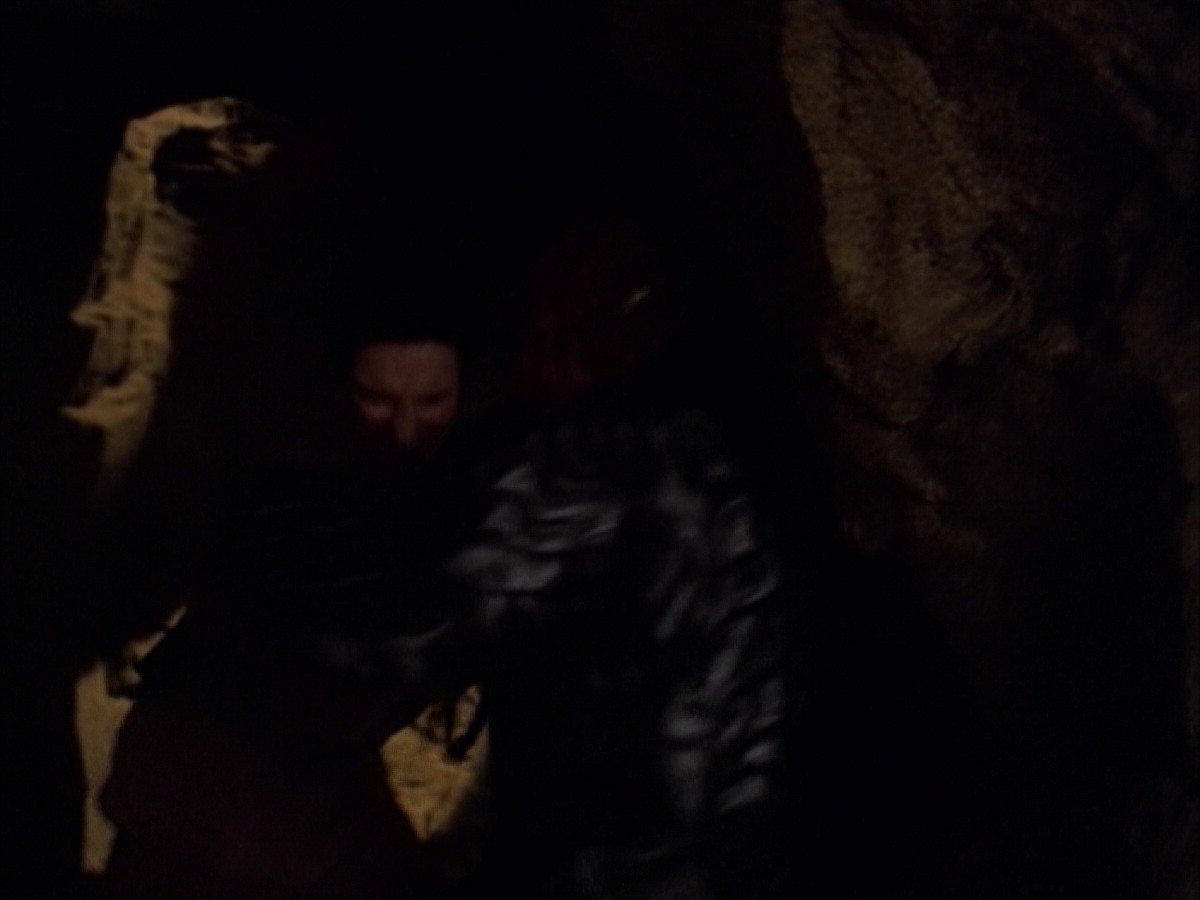 extant_StarTrek_VOY_7x09_7x10-FleshAndBlood_6542.jpg