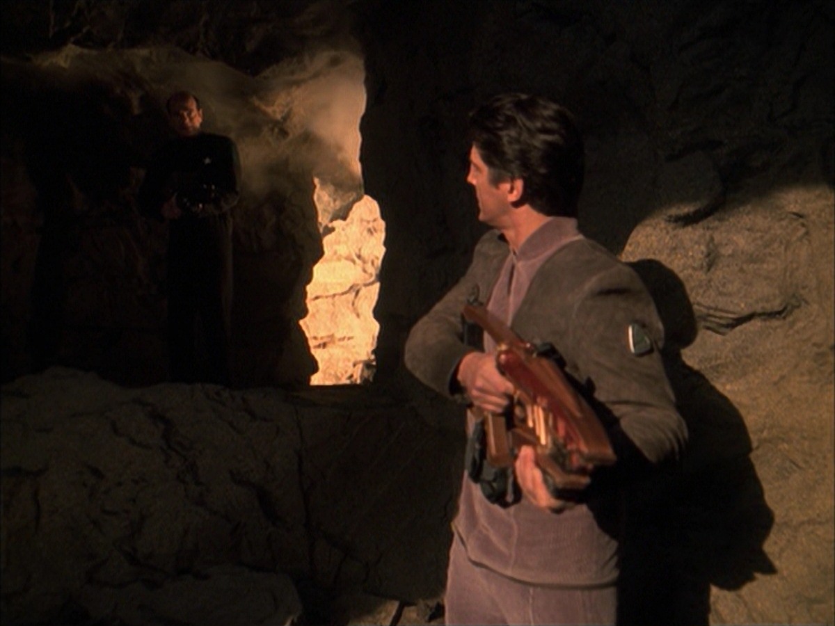 extant_StarTrek_VOY_7x09_7x10-FleshAndBlood_6567.jpg