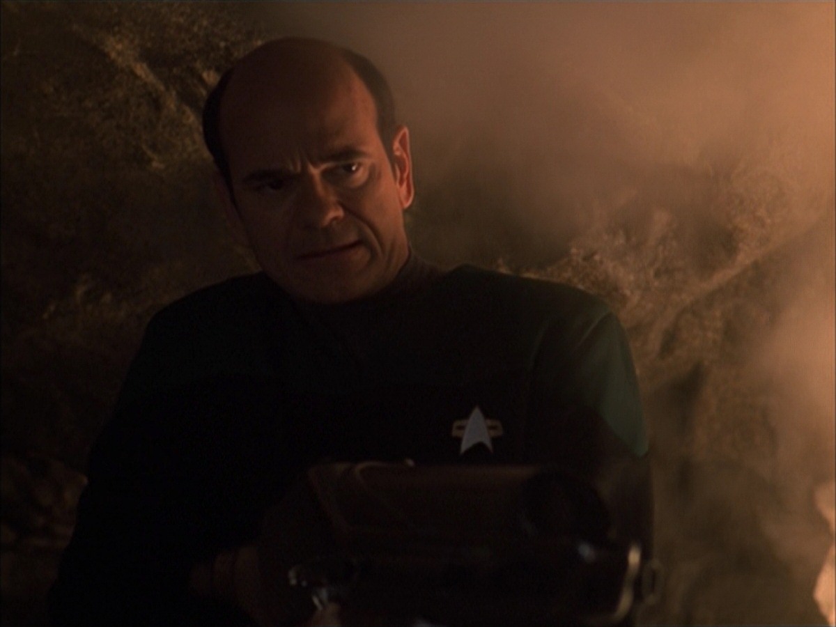 extant_StarTrek_VOY_7x09_7x10-FleshAndBlood_6569.jpg