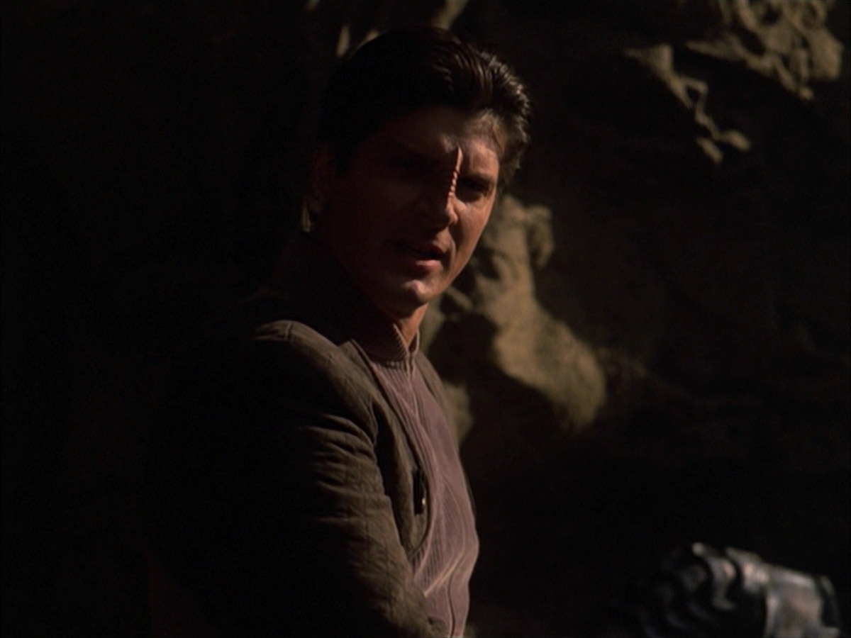 extant_StarTrek_VOY_7x09_7x10-FleshAndBlood_6589.jpg