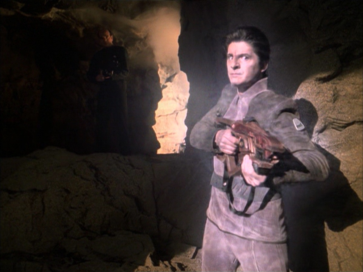 extant_StarTrek_VOY_7x09_7x10-FleshAndBlood_6610.jpg