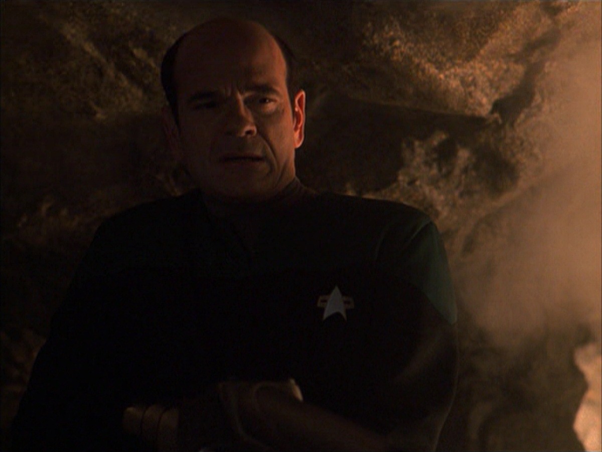 extant_StarTrek_VOY_7x09_7x10-FleshAndBlood_6613.jpg